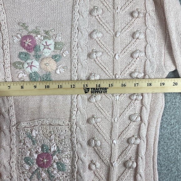 Vintage Emerald Isle Blush pink embellished bobble sweater floral & pearls - Picture 9 of 12